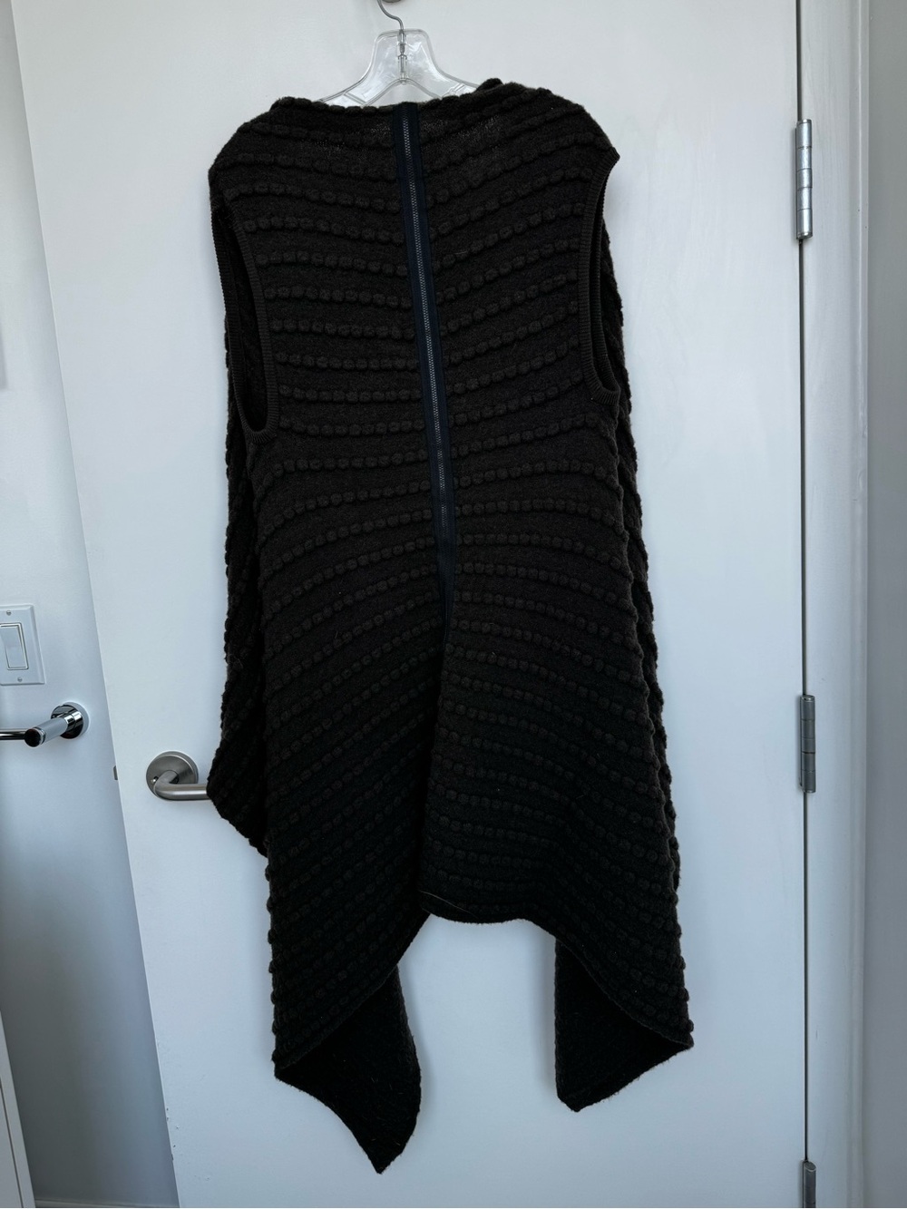 Sarah Pacini Brown Textured Sleeveless Drape Vest Cape Cardigan pin closure